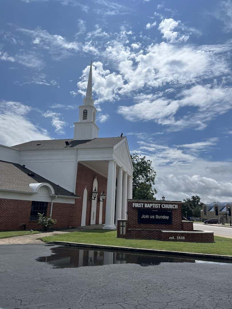First Baptist Church Round Rock — Religious Organizations photo 1 of 5