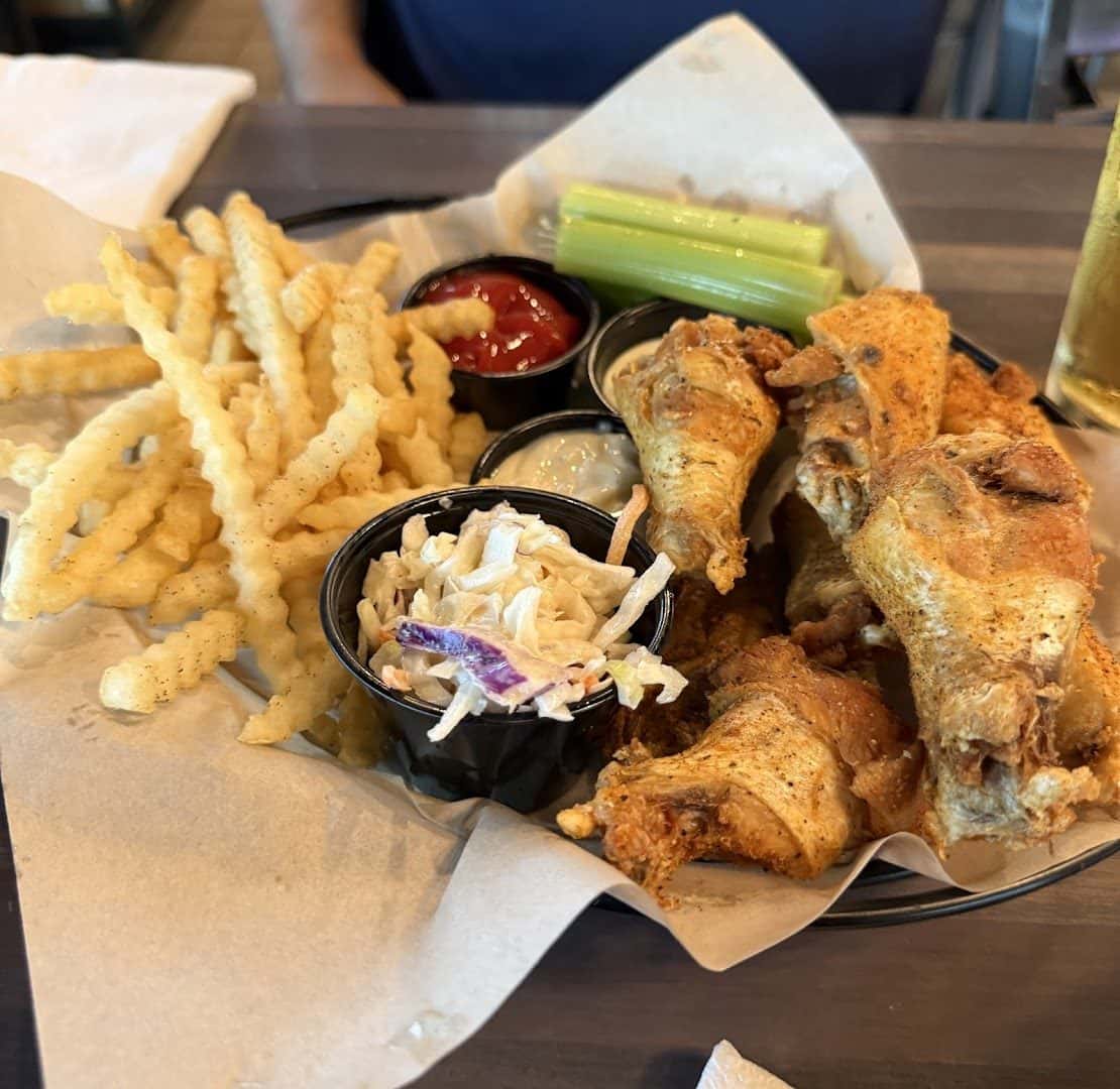 The Brass Tap — Restaurants photo 2 of 5