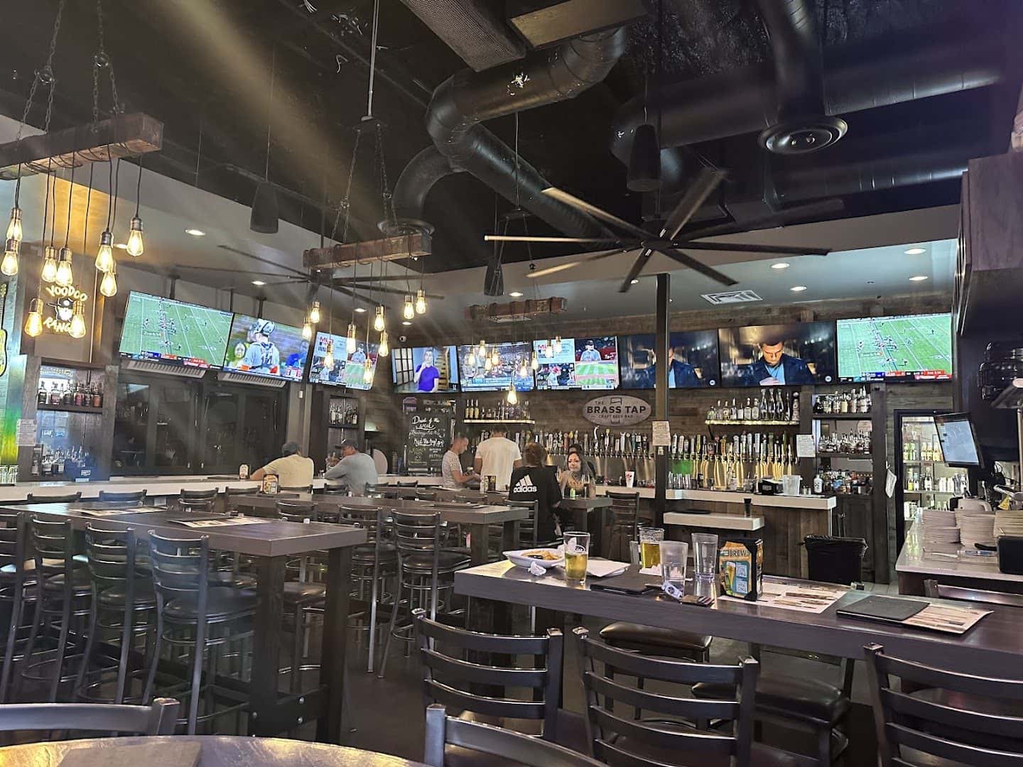 The Brass Tap — Restaurants photo 3 of 5
