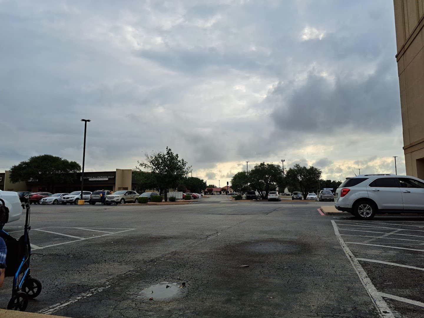 Williamsburg Village Center — Retail & Boutiques photo 3 of 5