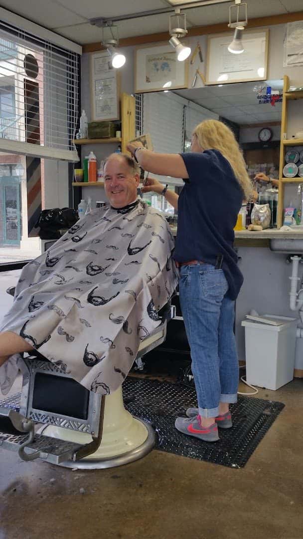 Georgetown Barbershop — Hair Salons & Barbers photo 2 of 5