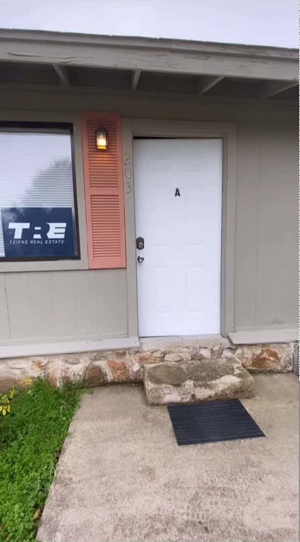 TRE Realty - Round Rock — Real Estate Agents photo 2 of 5