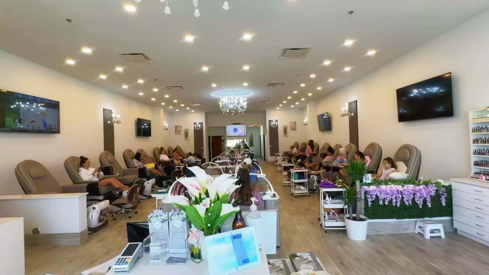 Royal Nails Spa — Nail Salons & Spas photo 2 of 5