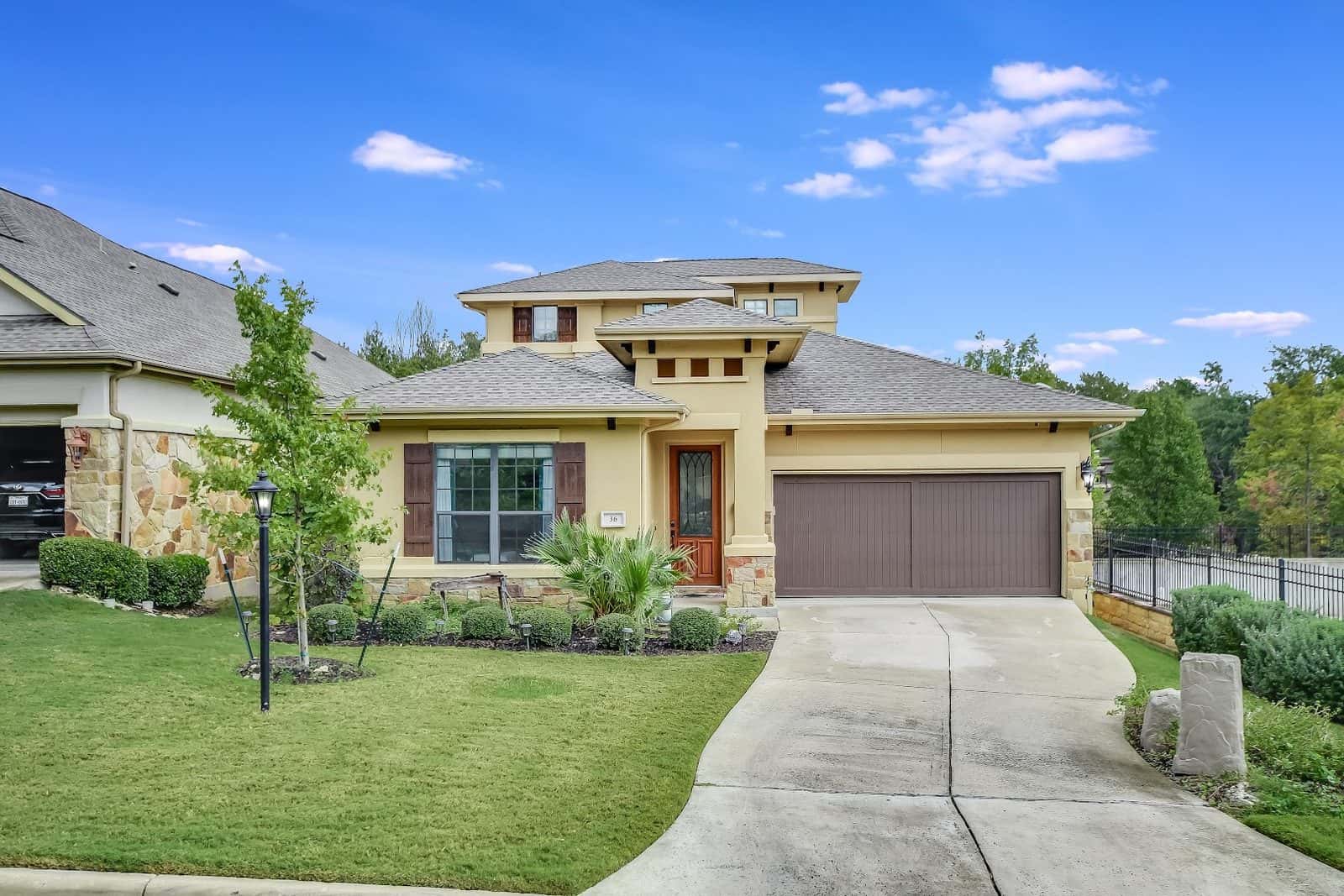 Jenna Price - Austin, Texas REALTOR — Real Estate Agents photo 1 of 5