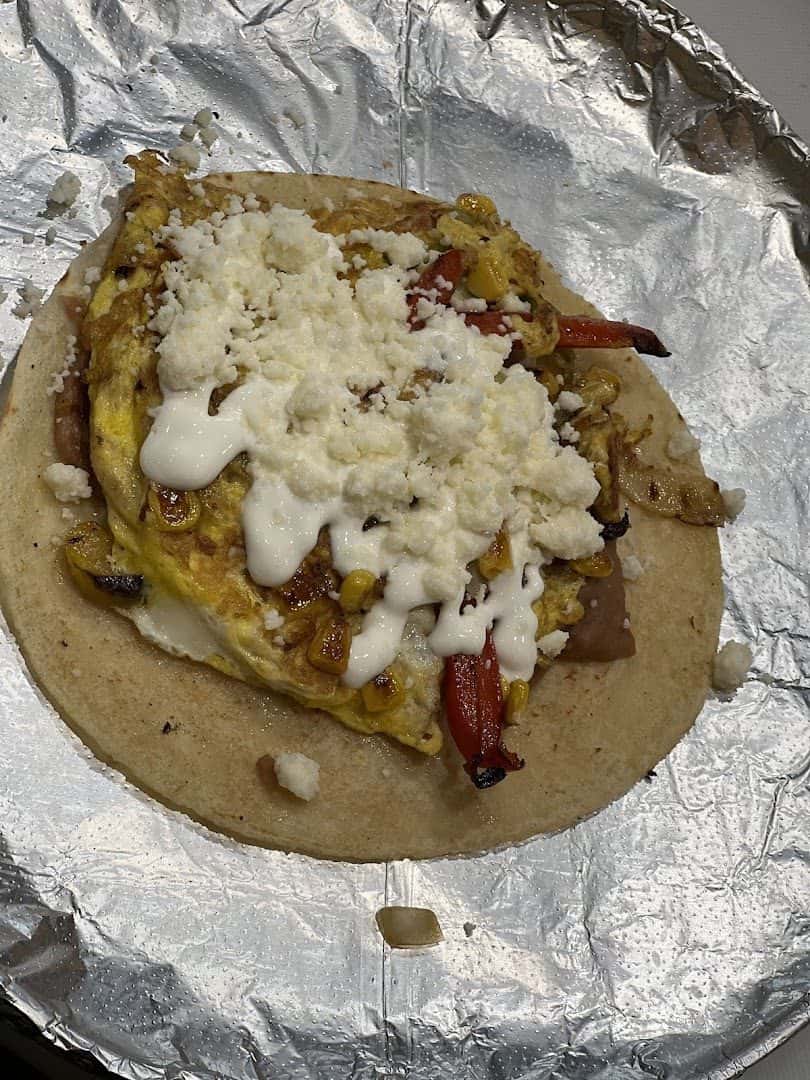 Que Rico Tacos y Mas — Restaurants photo 2 of 5
