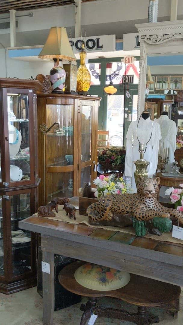 KINCL House of Antiques, LLC — Retail & Boutiques photo 2 of 5