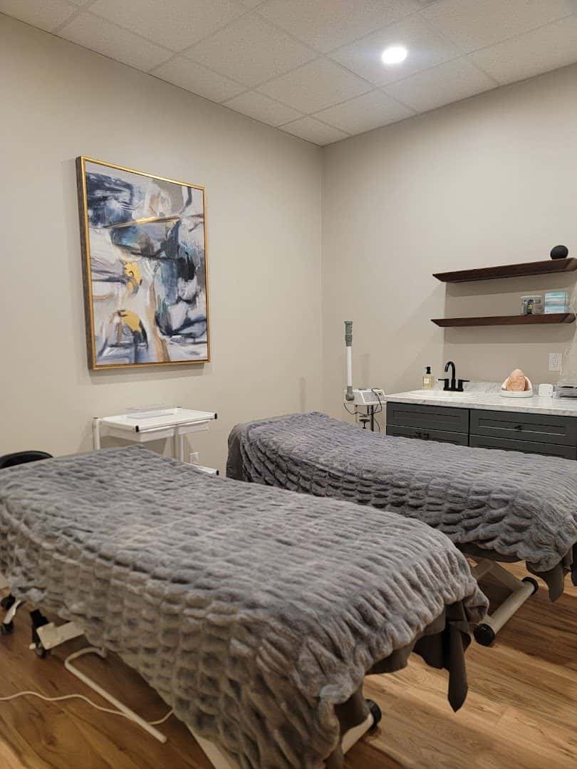 Divine Luxury Spa — Nail Salons & Spas photo 3 of 5