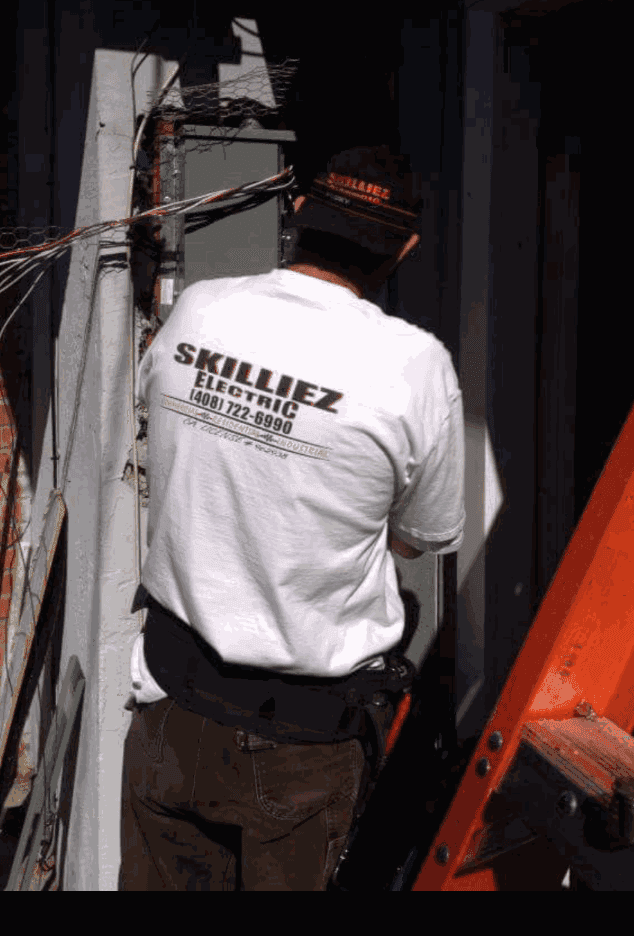 Skilliez Electric — Plumbers & Electricians photo 3 of 5