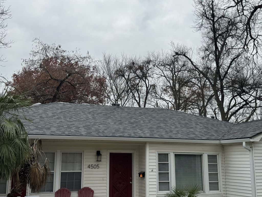 E4 Construction – Roofing Contractor Georgetown — Roofers photo 3 of 5