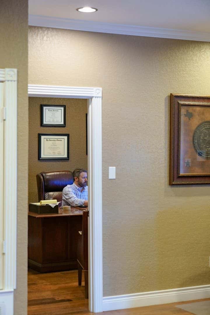 The Law Offices of Ryan H. Deck — Attorneys photo 2 of 5
