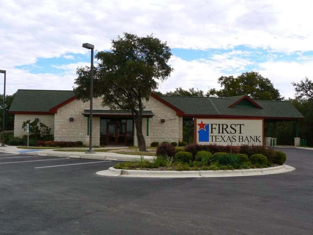 First Texas Bank — Financial & Accounting photo 2 of 4
