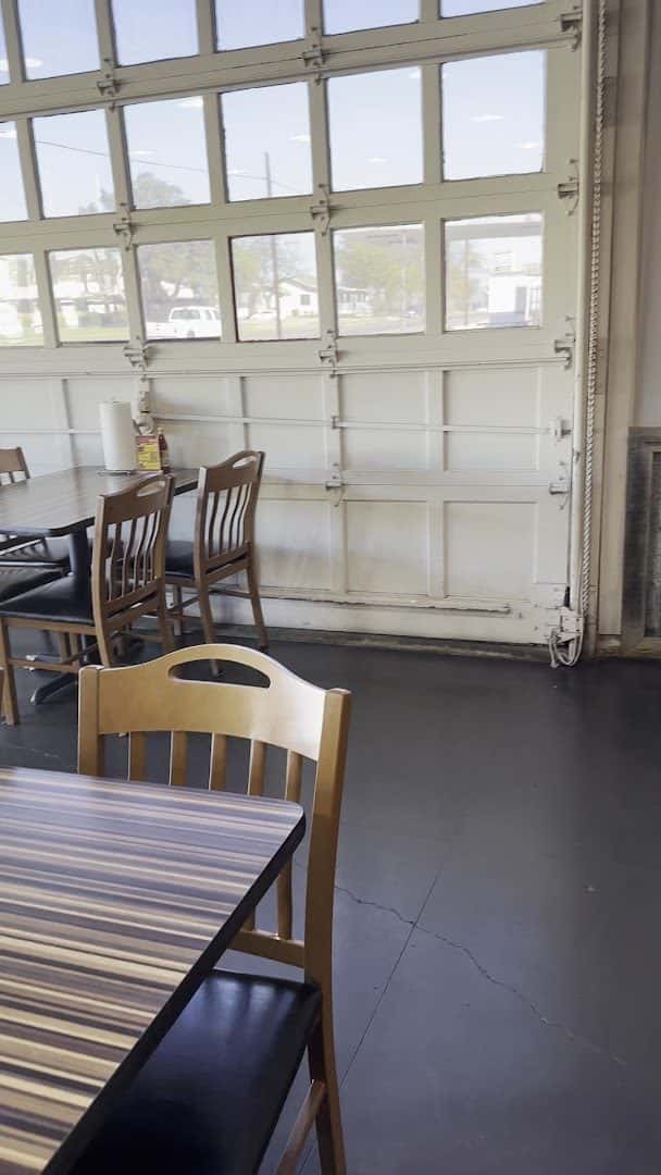 Lucky Duck Café — Restaurants photo 2 of 5