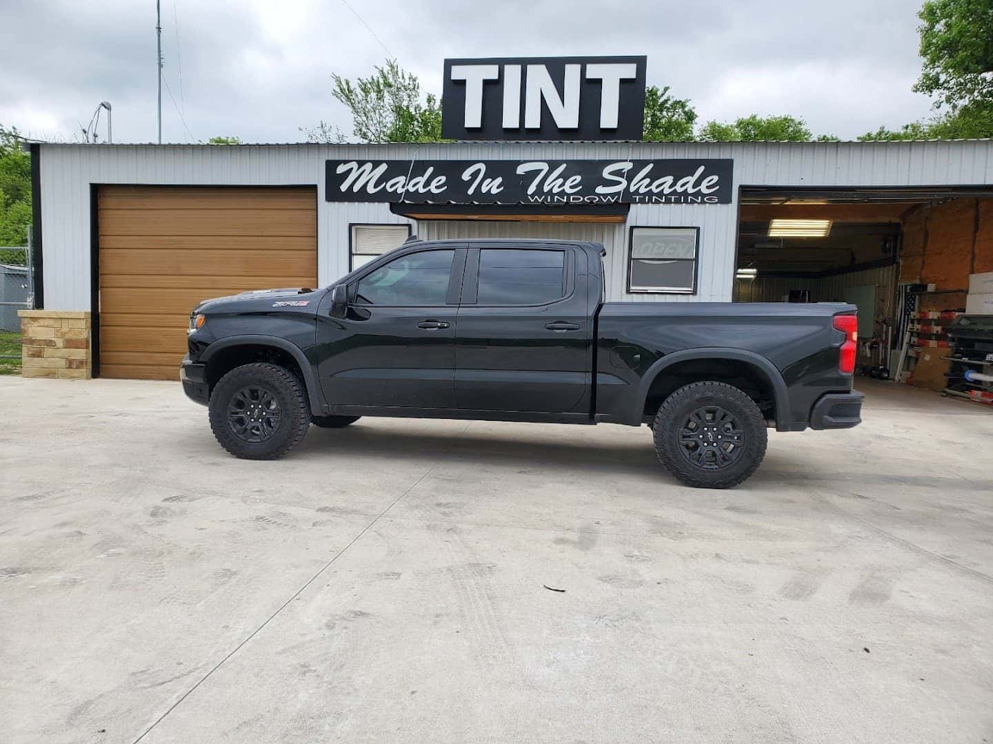 Made In The Shade Window Tinting — Auto Services photo 2 of 5