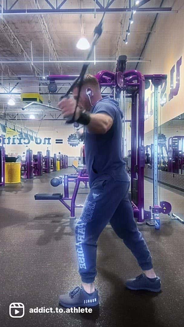 Planet Fitness — Fitness & Gyms photo 2 of 4