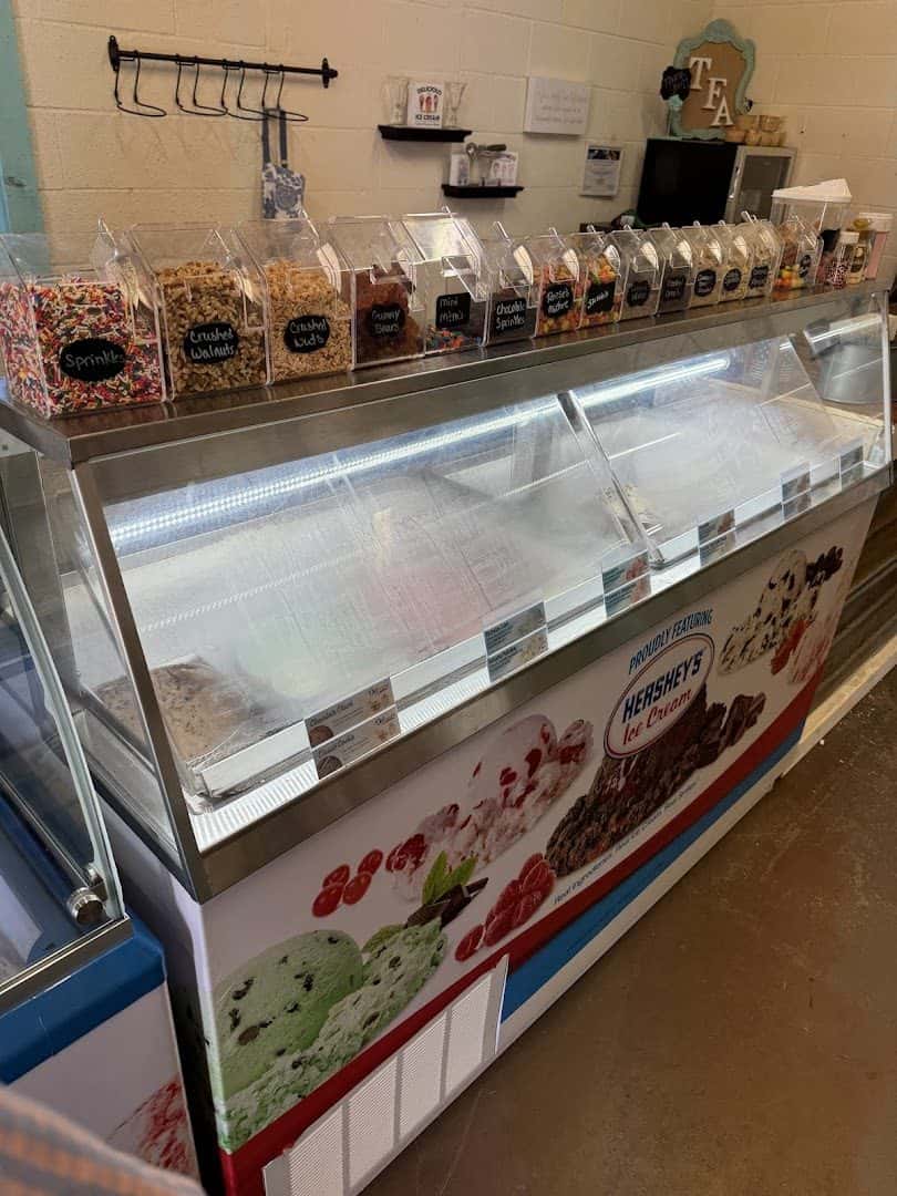 The Frozen Affair — Bakeries & Desserts photo 3 of 5