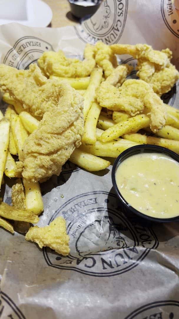 Razzoo's Cajun Cafe — Restaurants photo 2 of 5