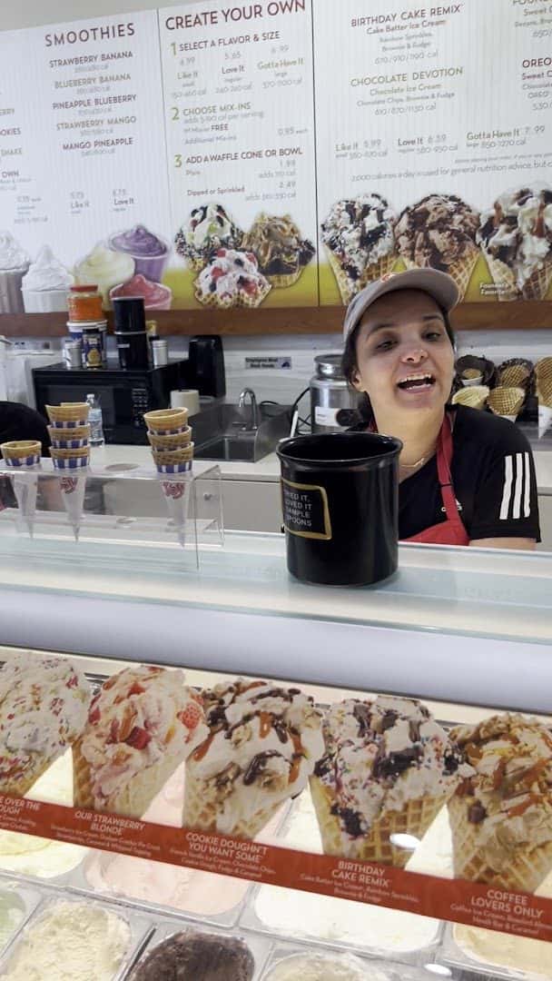 Cold Stone Creamery — Bakeries & Desserts photo 2 of 5