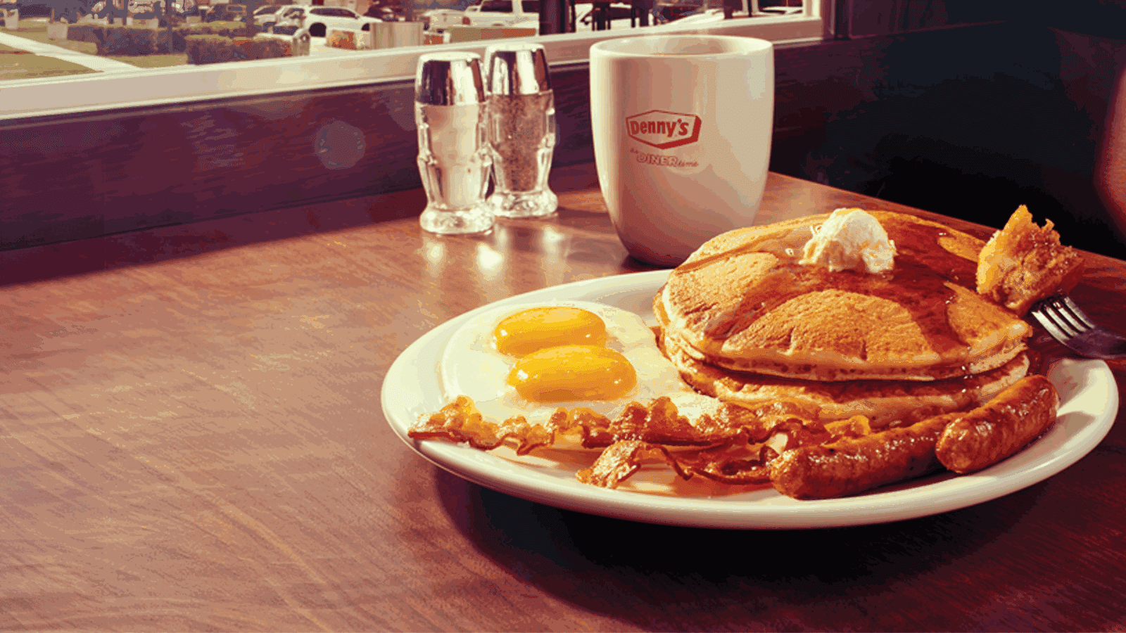 Denny's Restaurant — Restaurants photo 2 of 5