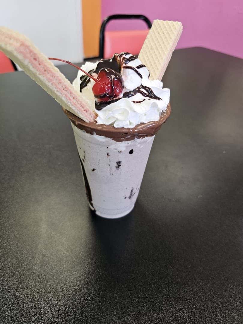 Miracle's Homemade Ice Cream Shop — Bakeries & Desserts photo 2 of 5