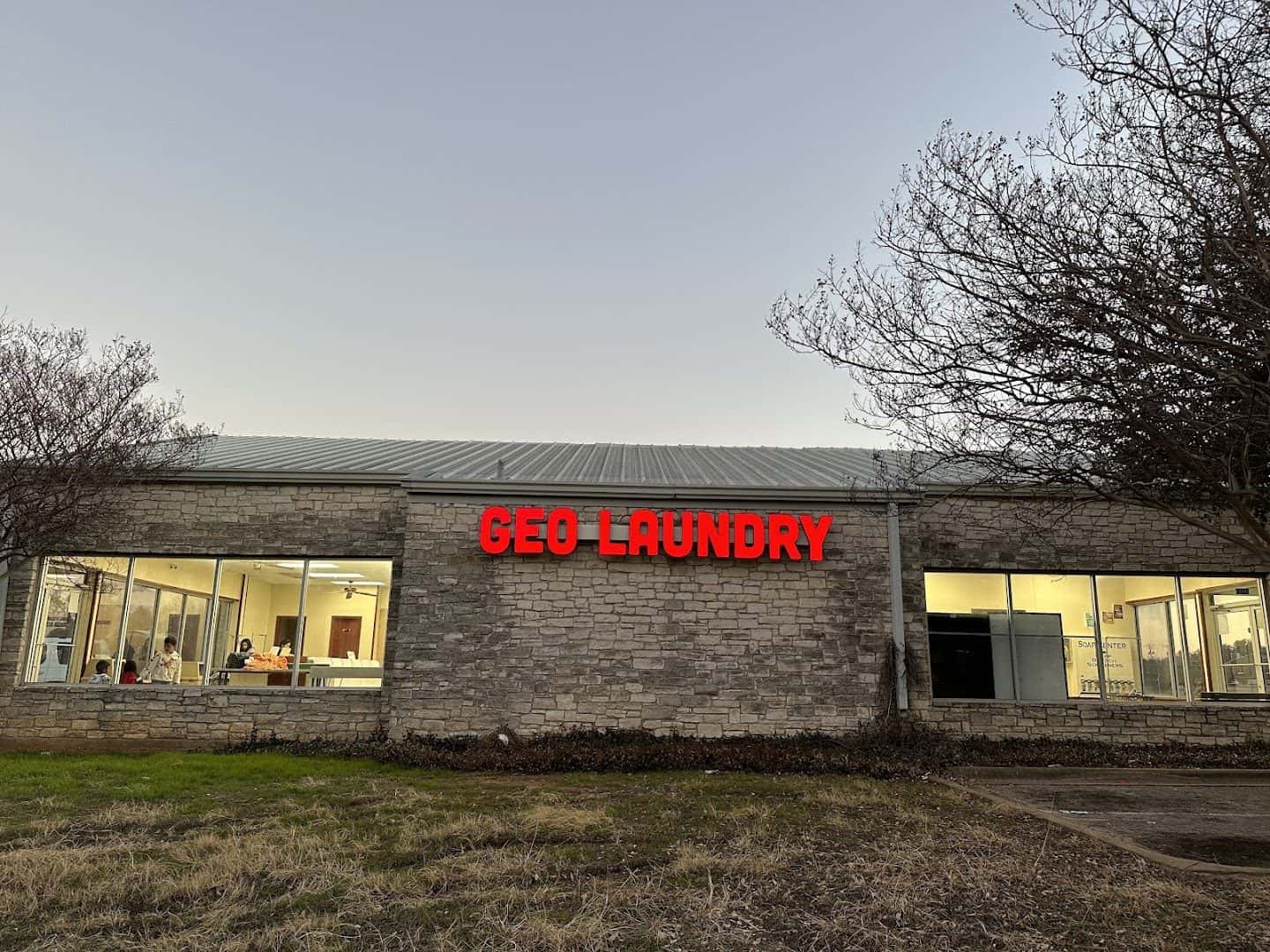 Geo Laundry — Laundry & Dry Cleaning photo 2 of 5