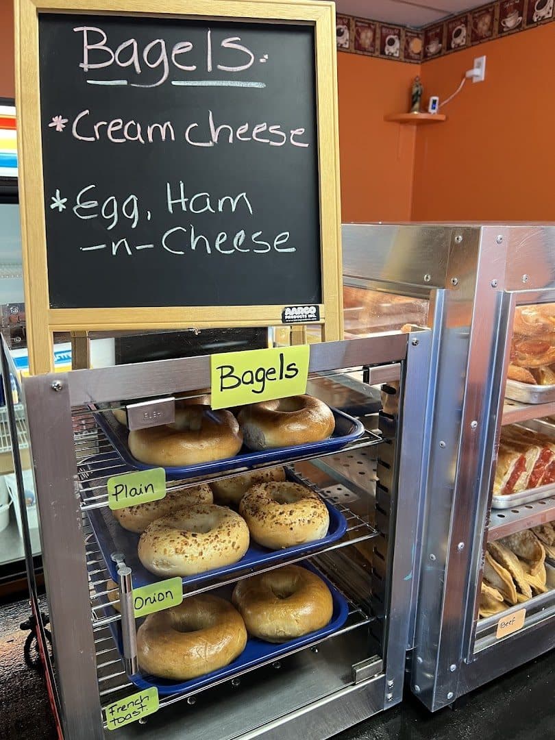 Cuba Bakery & Café — Bakeries & Desserts photo 1 of 5
