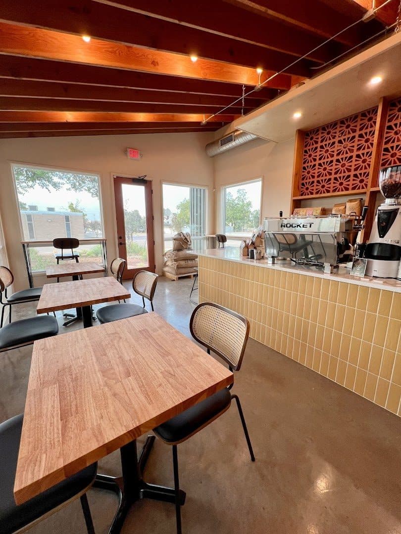 Haciendo Coffee Roasters — Coffee Shops & Cafes photo 1 of 5