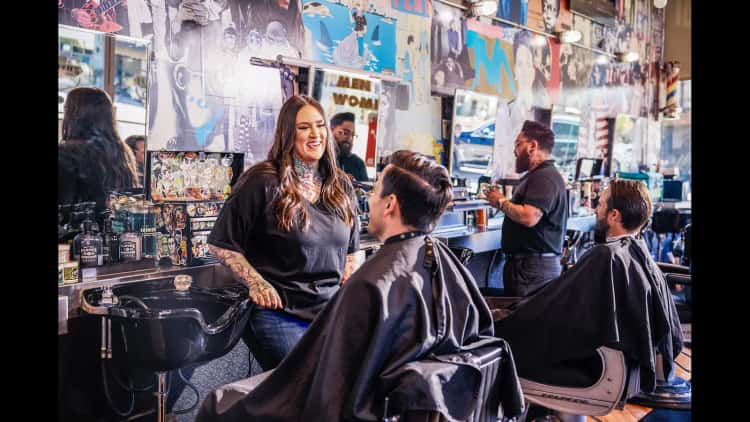 Floyd's 99 Barbershop