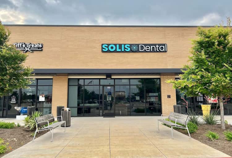 Solis Dental