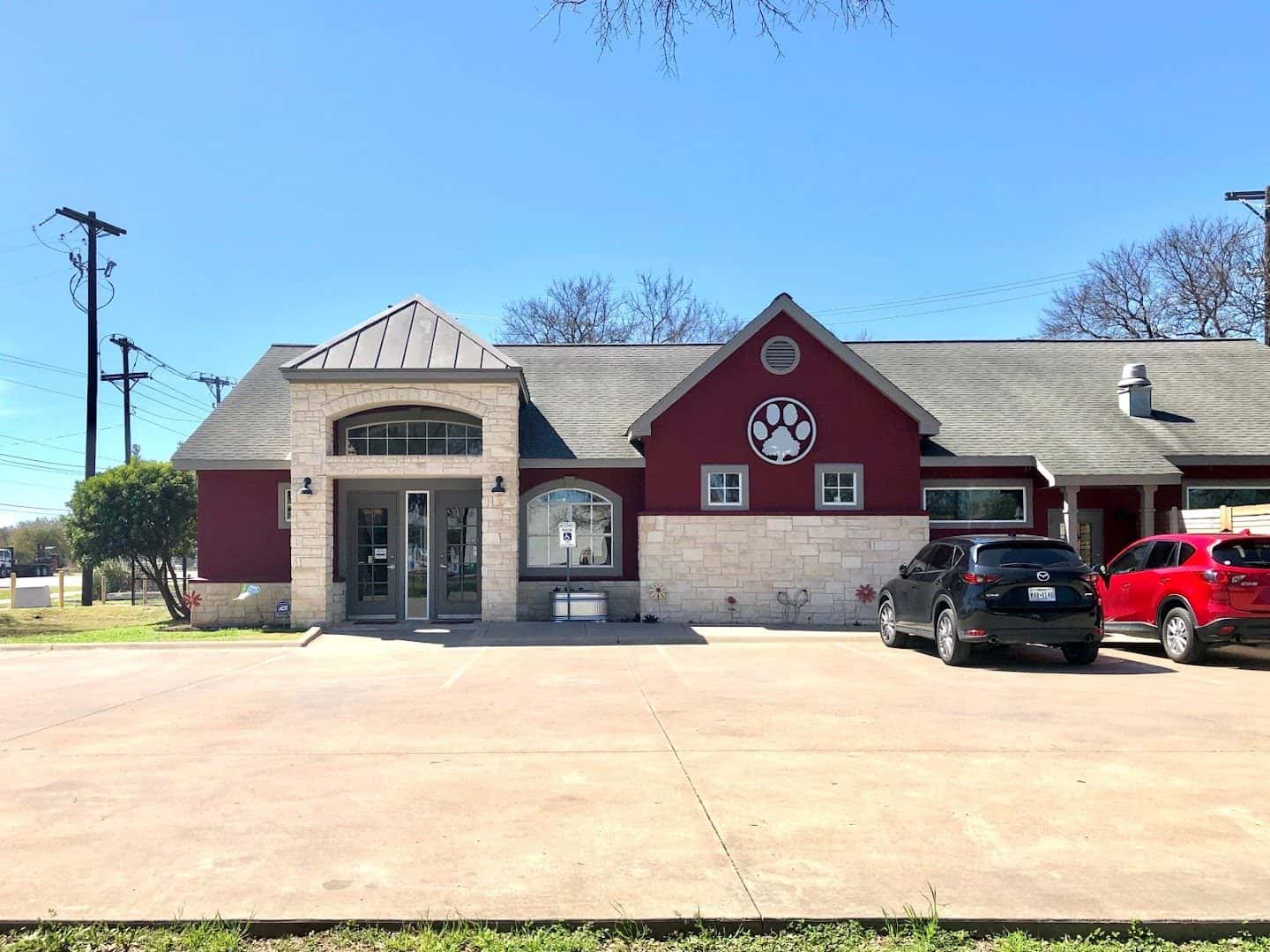 Hill Country Veterinary Hospital — Pet Services photo 3 of 5