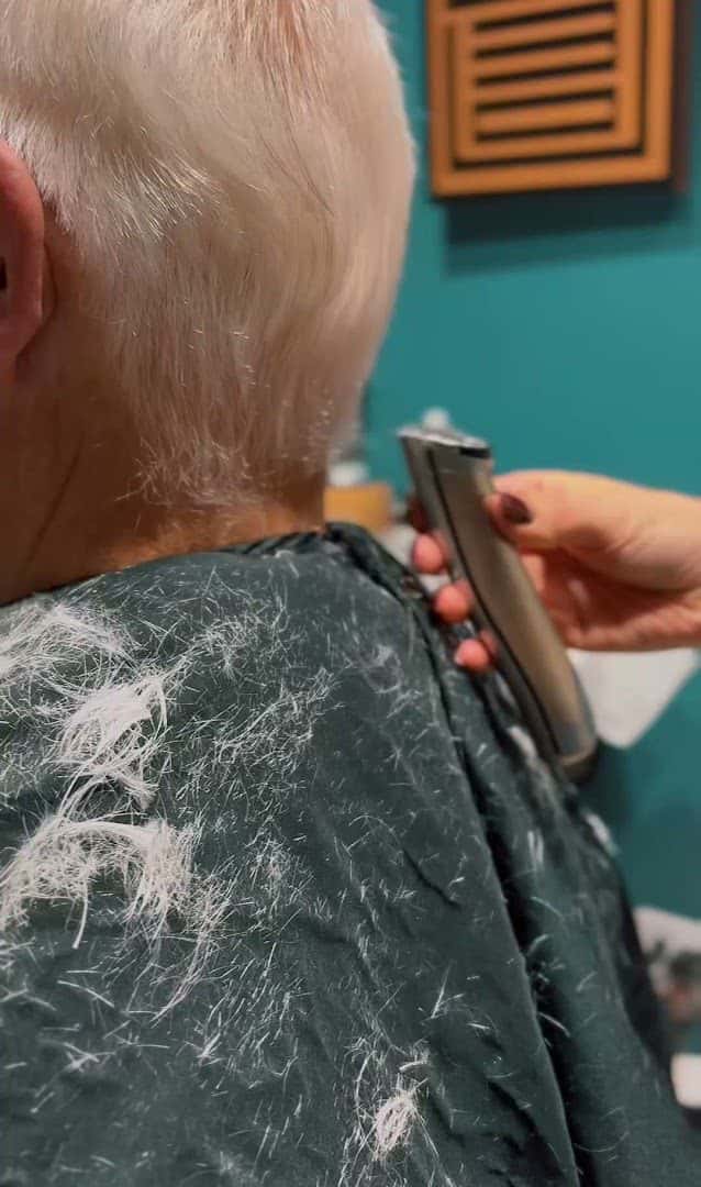 Modern Chivalry Men's Hair Studio — Hair Salons & Barbers photo 2 of 5