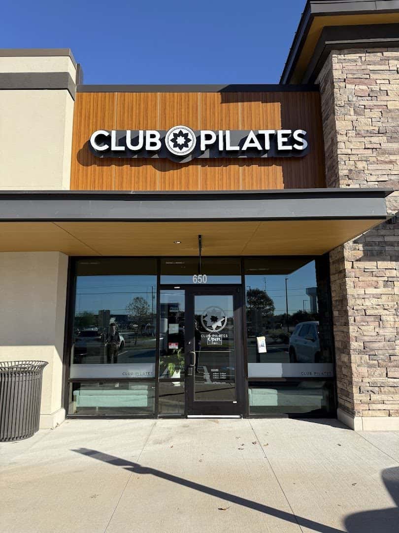Club Pilates Bar W — Fitness & Gyms photo 3 of 5