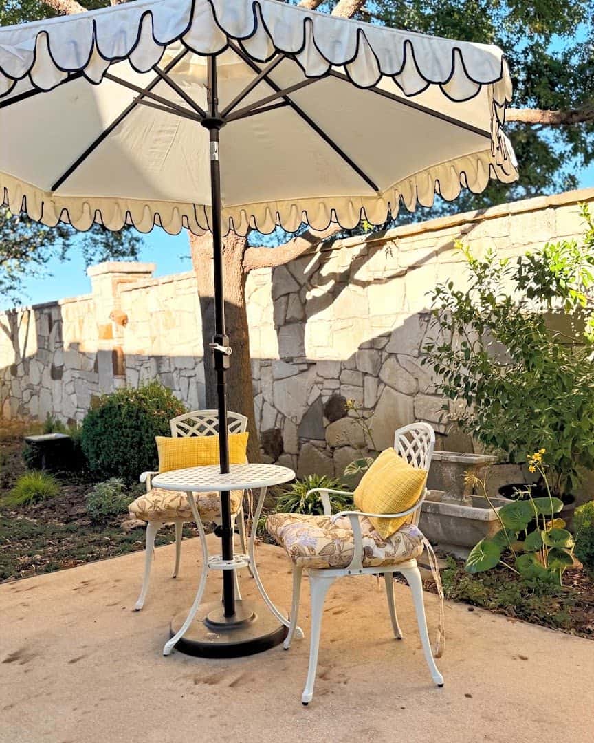 Rose and Blooms Living — Senior Services photo 1 of 5