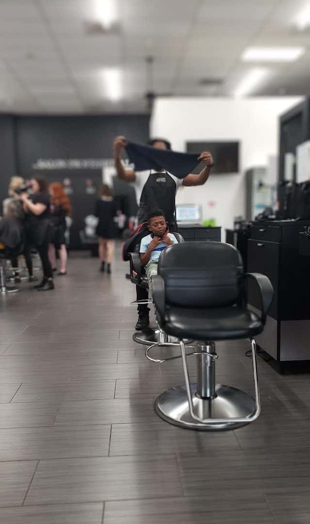The Gentleman’s Barber ( Benjamin Elijah) — Hair Salons & Barbers photo 3 of 5