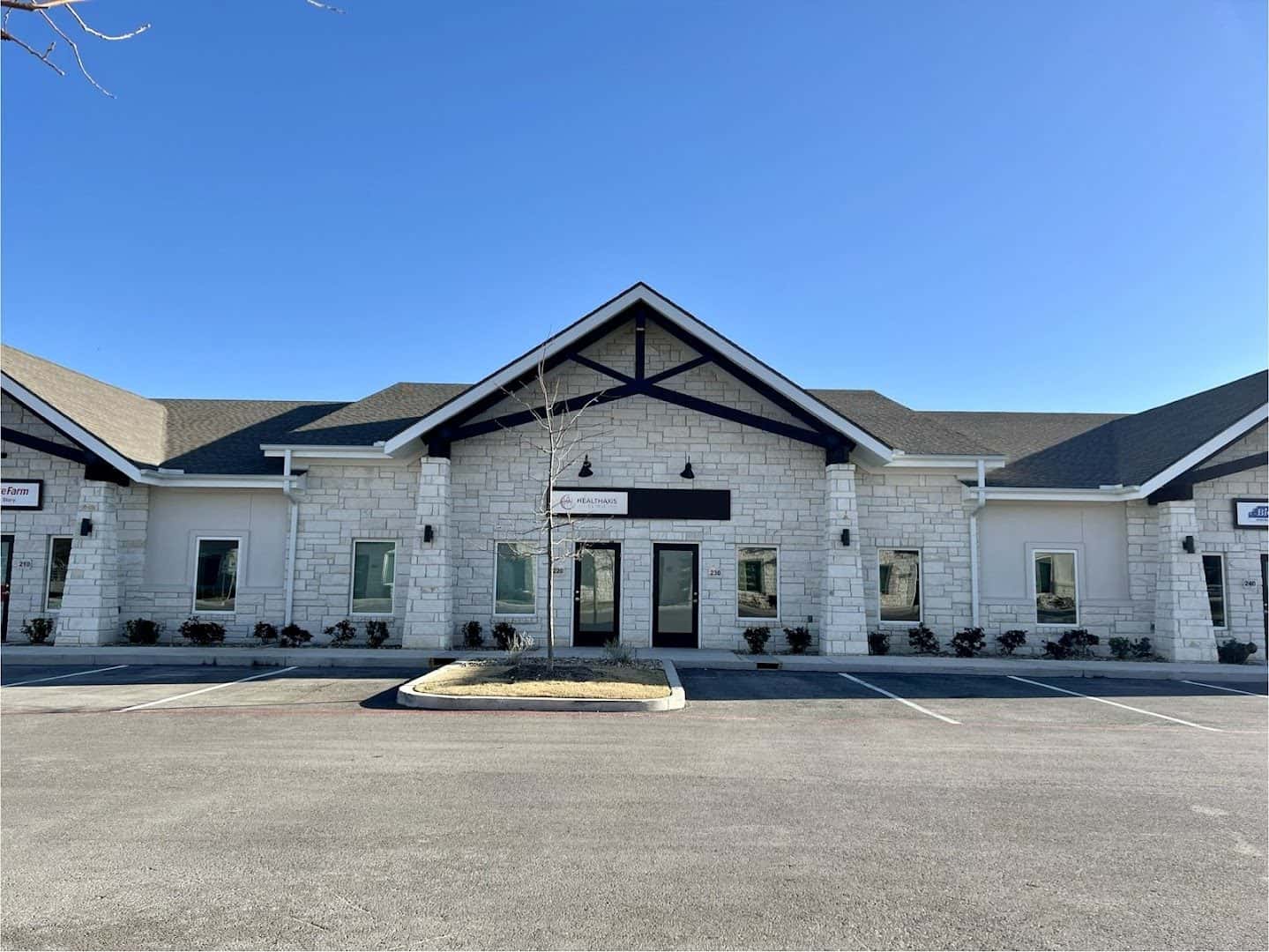 HealthAxis Clinic | Hutto — Doctors & Medical photo 1 of 5