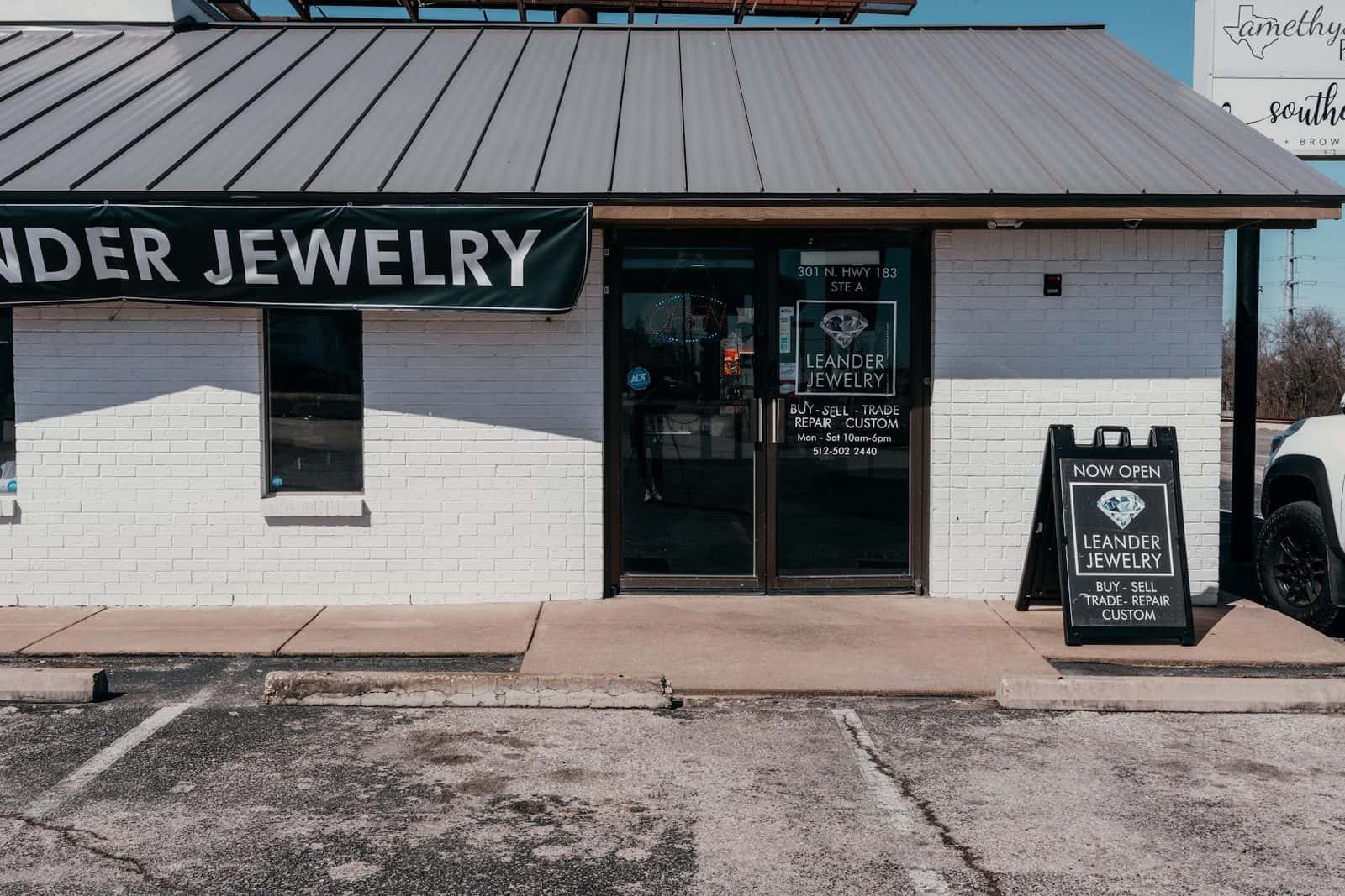 Leander Jewelry — Retail & Boutiques photo 1 of 5