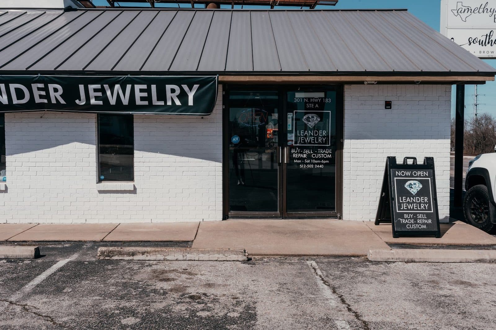 Leander Jewelry — Retail & Boutiques photo 1 of 5