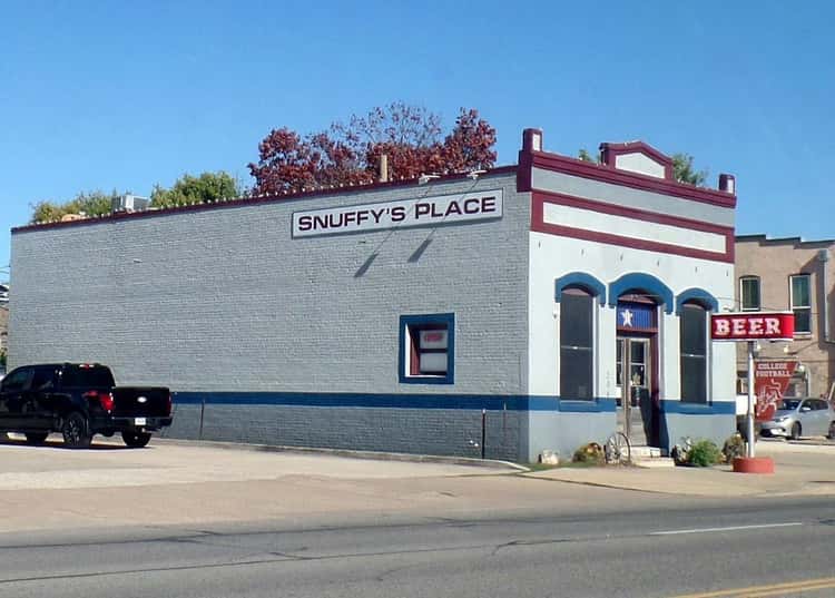 Snuffy's Bar & Grill