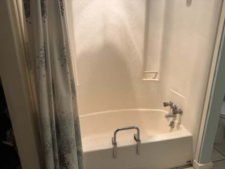 Leaf Home Bath