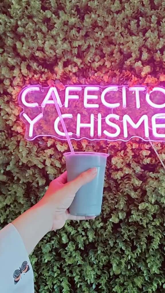 Coffeyeh — Coffee Shops & Cafes photo 2 of 5