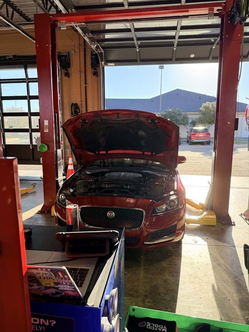 Service Street Tire & Auto Repair — Auto Services photo 3 of 5