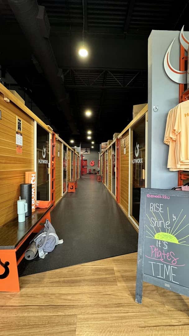 HOTWORX Round Rock, TX - University — Fitness & Gyms photo 2 of 5