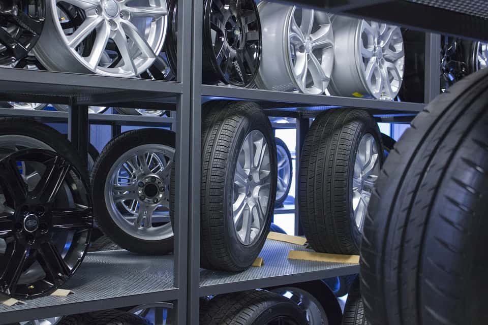 Davis Tire & Automotive — Auto Services photo 2 of 5