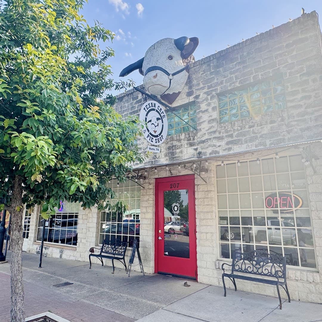 Texan Cafe & Pie Shop — Restaurants photo 1 of 5