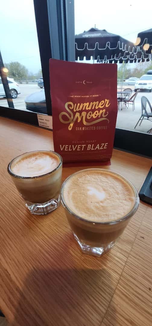 Summer Moon — Coffee Shops & Cafes photo 2 of 5