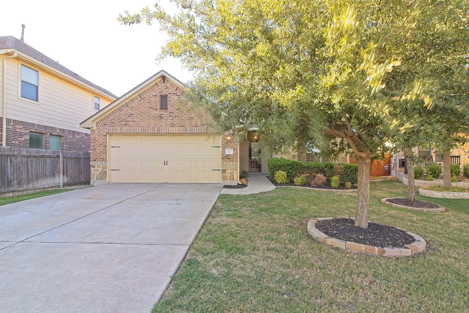 Mars Hill Property Management - Texas — Real Estate Agents photo 2 of 5