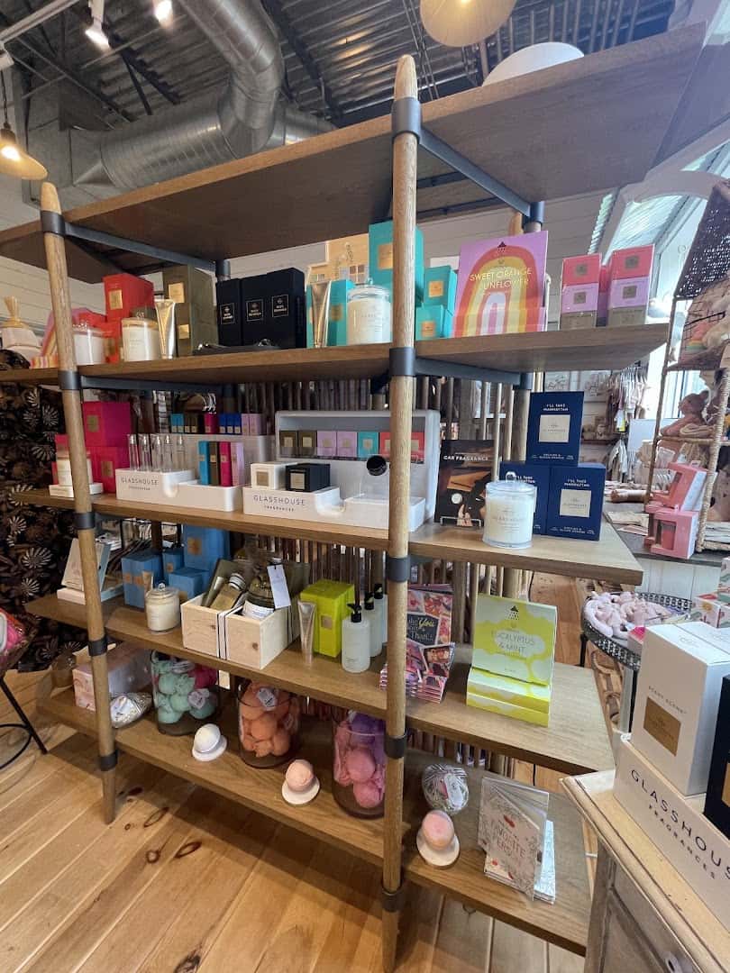 Honey and Hay — Retail & Boutiques photo 2 of 5