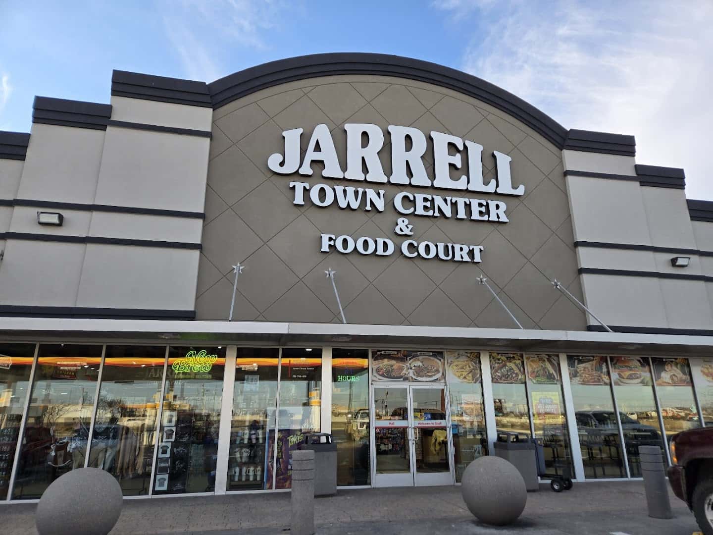 Jarrell Town Center and Food Court — Restaurants photo 1 of 5