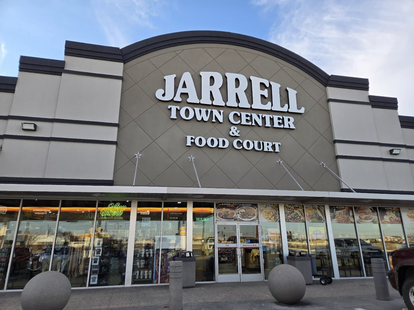 Jarrell Town Center and Food Court — Restaurants photo 1 of 5