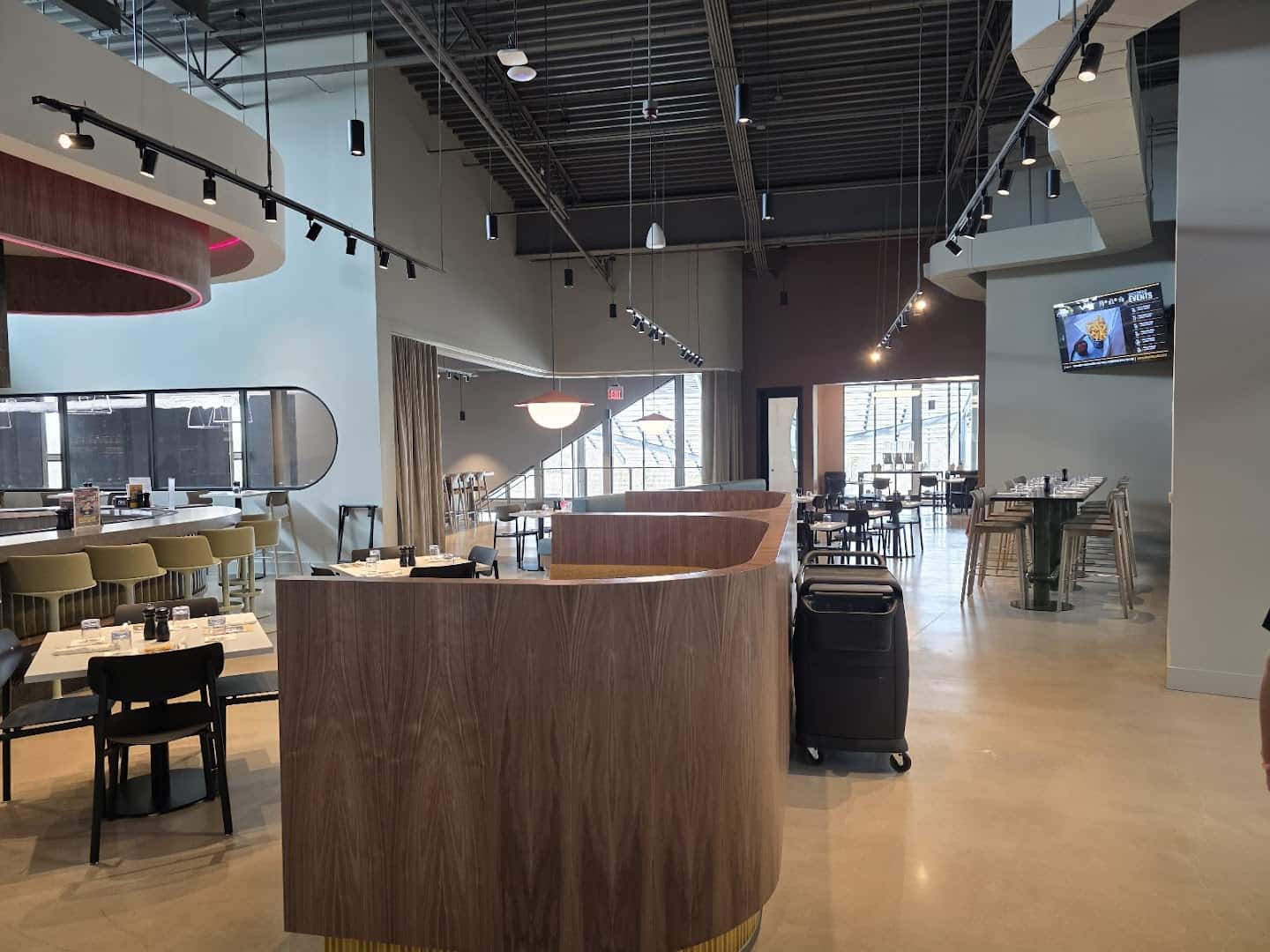 Pickledilly's — Restaurants photo 1 of 5