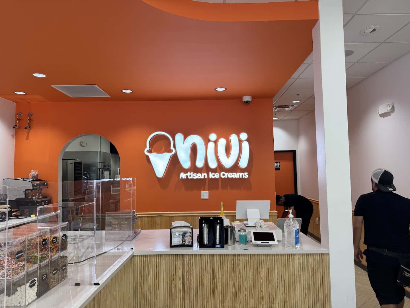 Nivi Artisan Ice Creams - Softserve, Milk Shakes And Bubble Waffles — Coffee Shops & Cafes photo 1 of 5